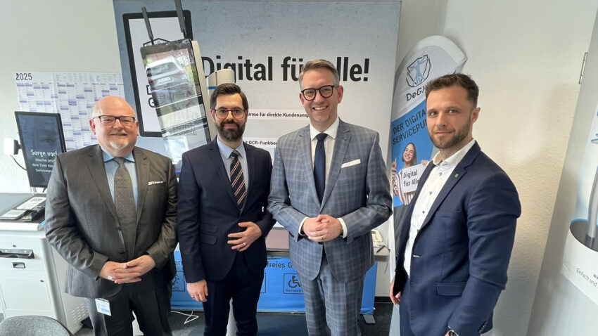 Landrat Ingo Brohl besucht das Unternehmen DeGIV GmbH in Kamp-Lintfort